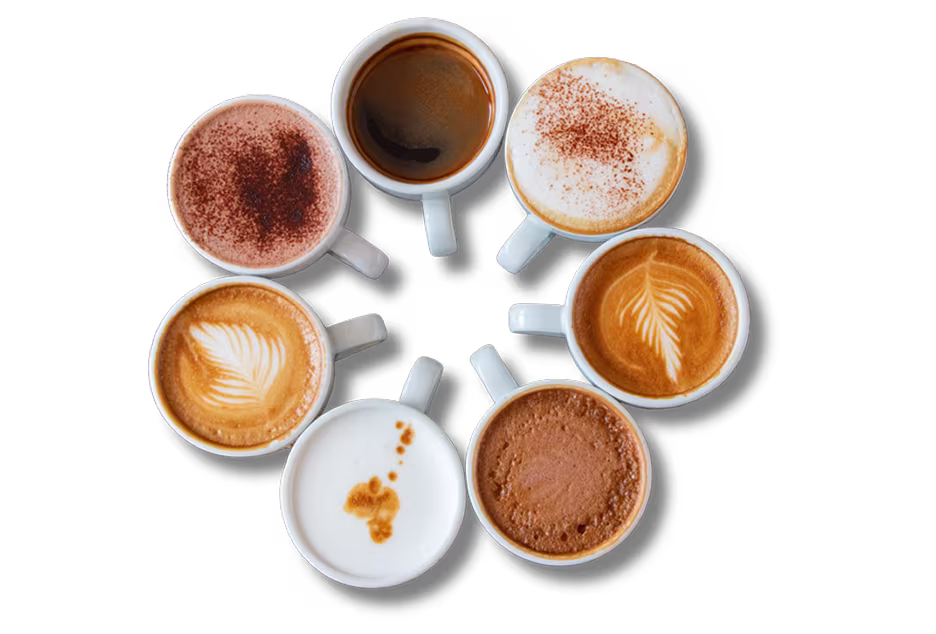 Xícaras com diversos cafés